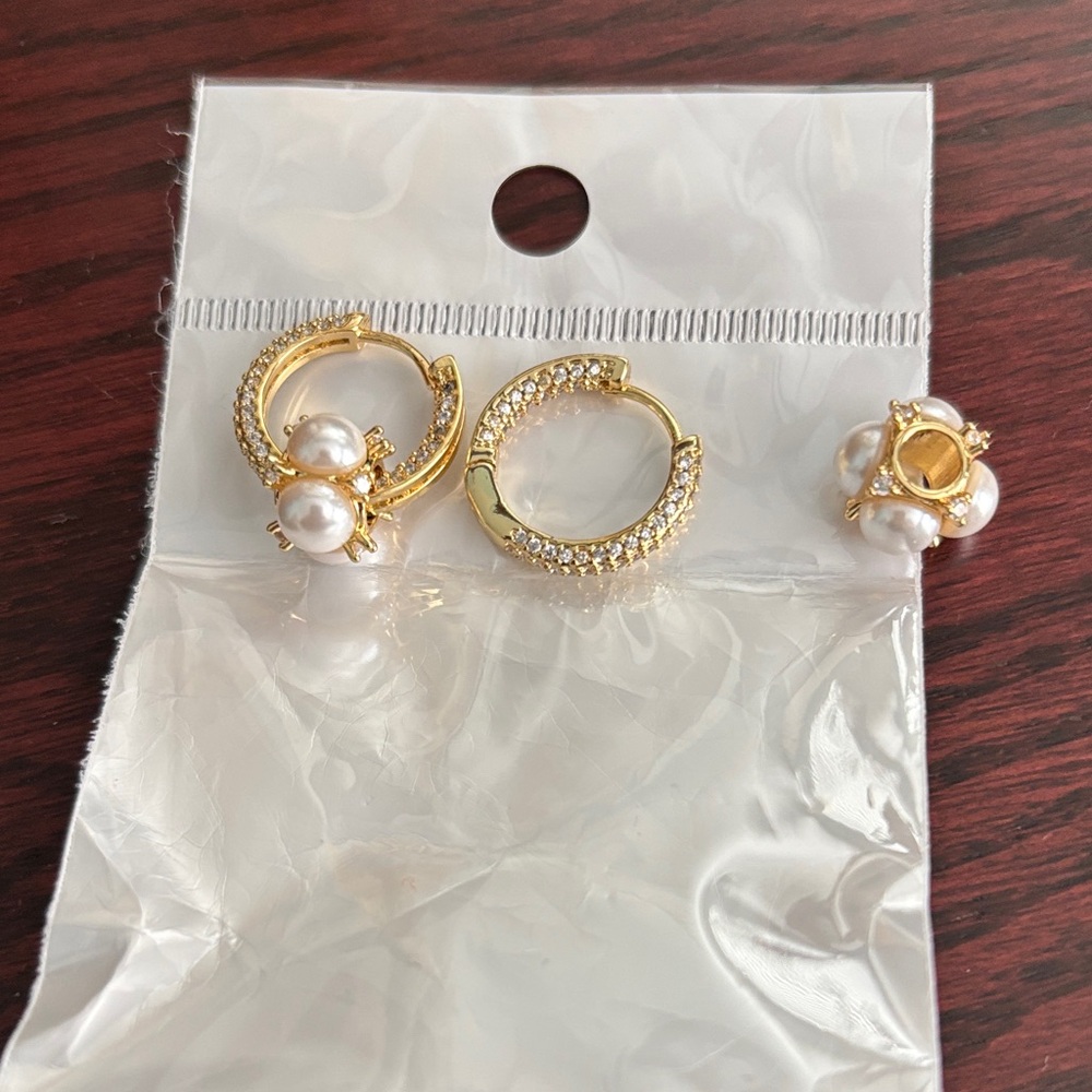 NWT Gold and Pearl Hoop Earrings